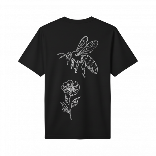 Bee LineArt Oversized